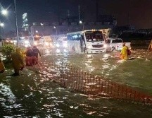 Las imágenes de las inundaciones en Dos Bocas pronto se viralizaron en redes sociales. ESPECIAL