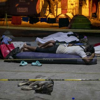México ha recibido mil 768 migrantes venezolanos deportados por EU: Ebrard