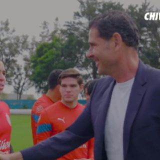 ¡Emociona a los jóvenes! Este fue el discurso de Hierro a canteranos de Chivas
