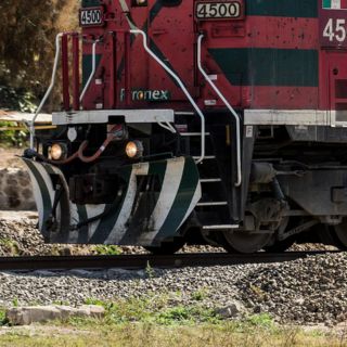 Ferrocarril se descarrila en Apaxco, EdoMex; reportan varios lesionados
