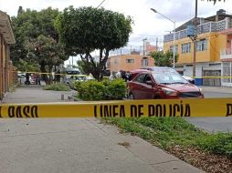 La persona salió momentos antes del banco y se le aproximó una persona en una motocicleta, este con un arma de fuego, exigió el dinero. ESPECIAL.