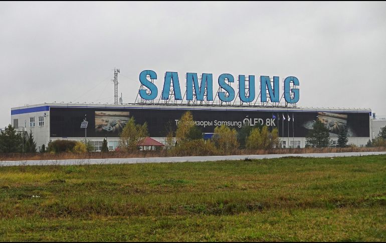 La participación del fabricante líder Samsung aumentó un punto porcentual, a 22%, en el último trimestre del año. EFE/M. Shipenkov