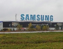 La participación del fabricante líder Samsung aumentó un punto porcentual, a 22%, en el último trimestre del año. EFE/M. Shipenkov