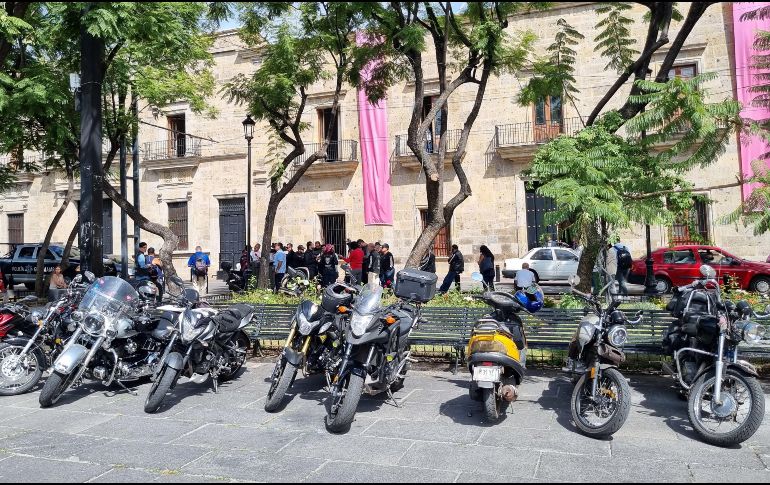 Los motociclistas inconformes denunciaron que son acosados por elementos de la Policía Vial, además de que son víctimas de detenciones irregulares. EL INFORMADOR / R. Rivas