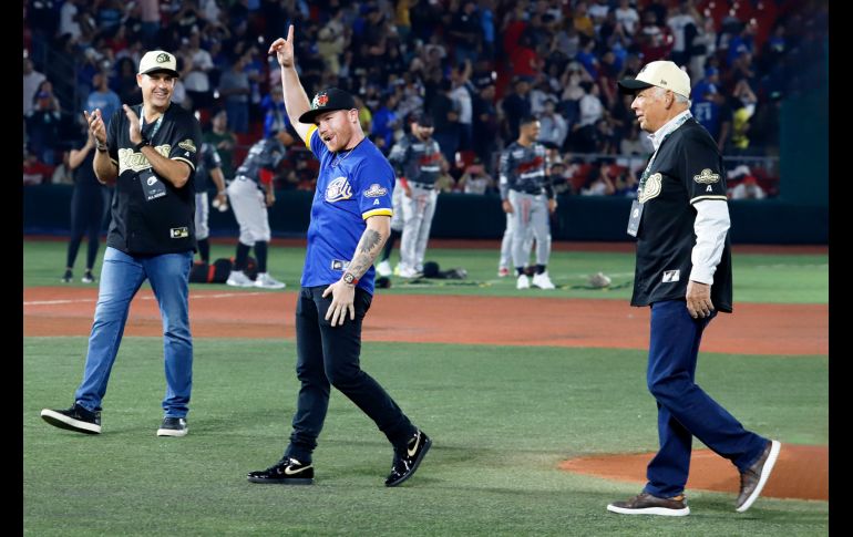 Íñigo González, Saúl “Canelo” Álvarez y José Luis González Iñigo. GENTE BIEN JALISCO/ Claudio Jimeno