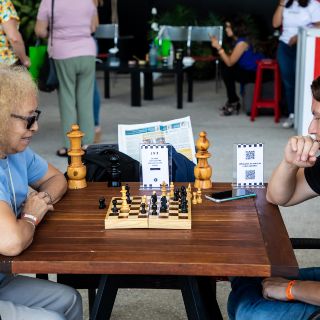 Día Platino celebra con éxito su primera edición