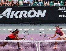 Las tenistas estadounidenses se llevaron la victoria con parciales de 7-6 (7-1) y 7-5 en un partido en el que se les vio sonrientes de principio a fin. CORTESÍA