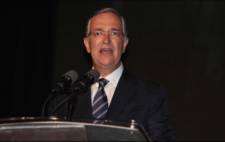 El empresario estrenó el documental 