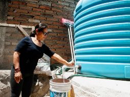 Una de las primeras colonias de la Zona Metropolitana que recibió los Nidos de Lluvia fue Mesa Poniente. Los vecinos aprovecharon el programa en medio de la sequía que afectó principalmente a la presa Calderón. EL INFORMADOR/Archivo