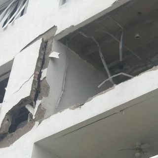 Explosión en torre de departamentos de Acapulco deja al menos 20 lesionados