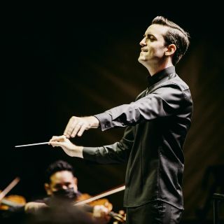 Reconocen a Juan Pablo Contreras