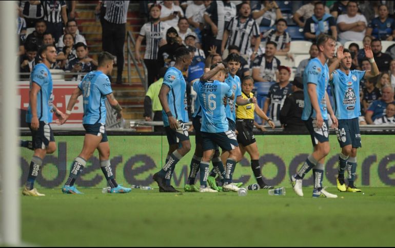 Los dirigidos por Guillermo Almada no tuvieron problemas para eliminar a unos Rayados con poca imaginación. IMAGO7