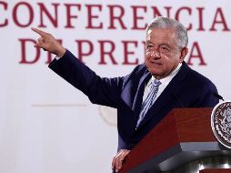Según Loret de Mola, López Obrador tiene bajo llave un testamento político, escrito por él, y que no espera revelar pronto; su heredero sería su hijo Andrés Manuel López Beltrán. EFE / S. Gutiérrez