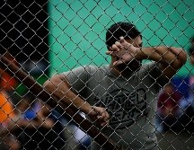 Los extranjeros viajaban hacinados a bordo de varios vehículos. EFE/B. Velasco