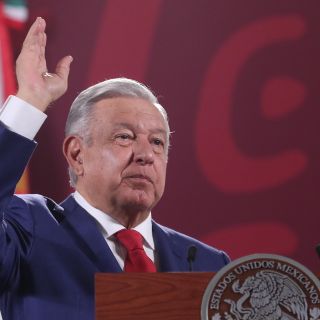 López Obrador da otro posible nombre de aerolínea del ejército mexicano