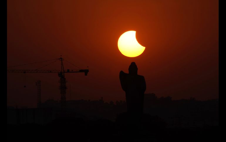 El próximo eclipse solar se producirá en abril. AP/M. Swarup