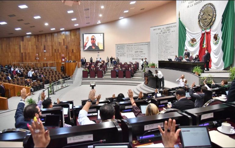 La reforma fue avalada con 38 votos a favor, nueve en contra y una abstención. TWITTER/@legisver