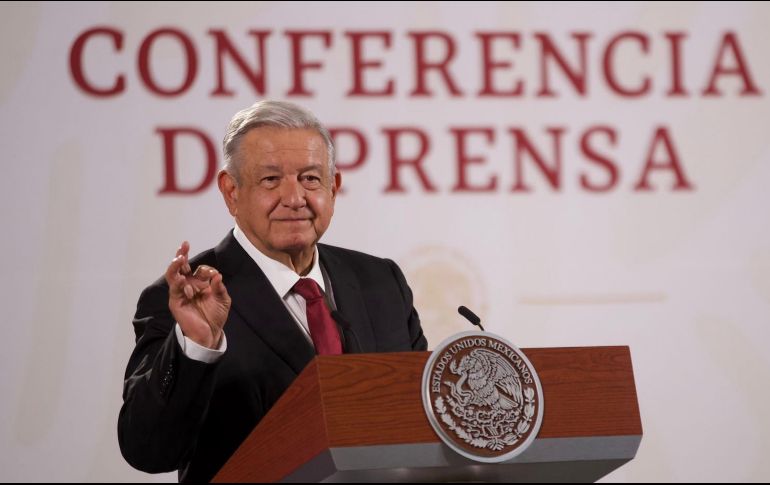 López Obrador llamó a no perder el sentido del humor y aseguró que los mexicanos están viviendo un momento estelar en la vida pública de México. SUN / G. Espinosa
