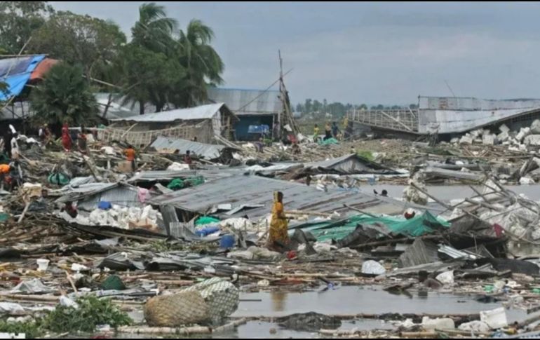 La cifra de muertos por el paso del ciclón Sitrang pasó de 24 a 28 luego de que las autoridades recuperaran 4 cadáveres de hombres que no acataron las recomendaciones de buscar refugio durante la tormenta. AFP/ ARCHIVO
