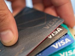 Tan sólo en septiembre pasado, los usuarios pagaron 125 mil 816 millones de pesos con sus tarjetas, lo que representó un incremento de 22.9 por ciento. AP/ARCHIVO