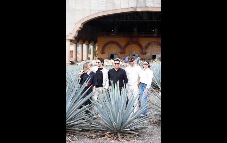 Karol Karg, Juanca Amezcua, César Ponce, Pau Joanmiquel Vilanova y Andrea Velasco. GENTE BIEN JALISCO/ Claudio Jimeno