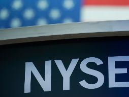 El Dow Jones concluyó hoy su cuarta semana consecutiva al alza y cerró muy por encima de los 32 mil puntos. AP/ARCHIVO