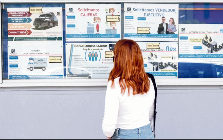 La situación salarial es favorecedora para los hombres, puesto que mientras 26.5% de ellos alcanza un ingreso en el rango de 8 mil uno a 15 mil pesos, el porcentaje desciende a 18.2% en el caso de las mujeres. EL INFORMADOR / ARCHIVO