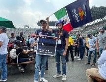 Fanáticos ponen color en el último día del GP de México (FOTOS)