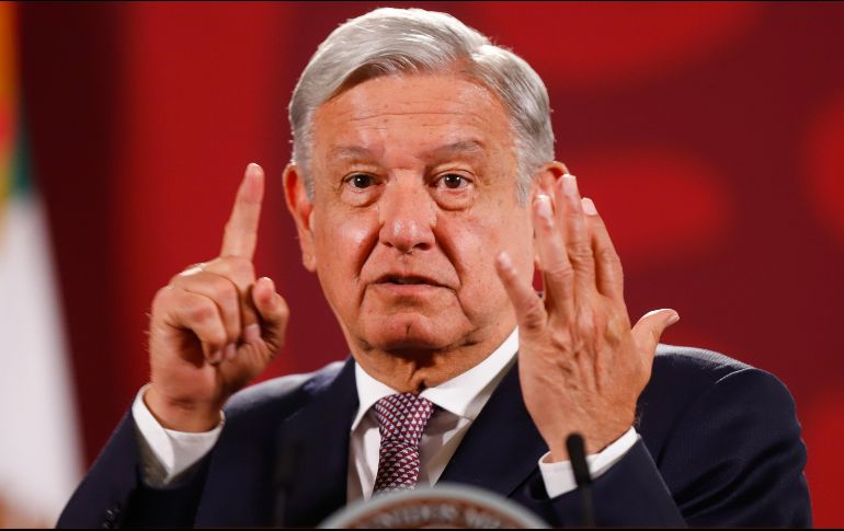 López Obrador asegura que la reforma electoral no busca desaparecer al INE, sino evitar un fraude en las próximas elecciones. EFE / I. Esquivel