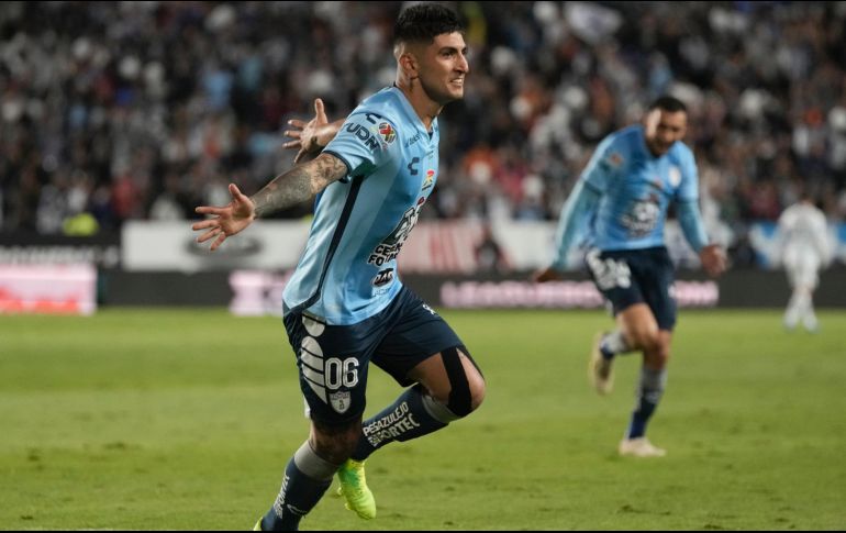 Desde 2019 las puertas del Tricolor se le cerraron por completo al Pocho Guzmán, quien sin importar su desempeño en las canchas de la Liga MX, no ha sido considerado. AP / M. Castillo