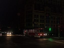 Varias zonas de Ucrania se quedaron a oscuras debido a los bombardeos rusos. EFE/R. Pilipey