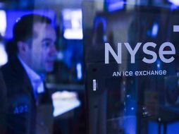 Los sectores con más pérdidas hoy fueron el de comunicaciones y el de bienes no esenciales. AP/ARCHIVO