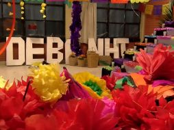 Ofrecen altar a Debanhi en la escuela donde su padre imparte clases. FACEBOOK/NMás Monterrey