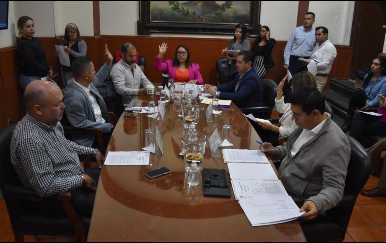 Por otra parte, el Comité aprobó la contratación de un curso de capacitación en archivos impartido por el Colegio de Jalisco con valor de 85 mil pesos. ESPECIAL
