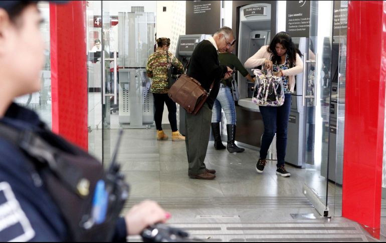 El aguinaldo deberá pagarse antes del día 20 de diciembre y será equivalente a quince días de salario, por lo menos. EL INFORMADOR/ARCHIVO