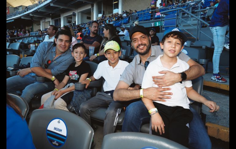 Alberto Hermosillo, Leo Hermosillo, Matías Espinosa, Francisco y Sebastián Espinosa. GENTE BIEN JALISCO/ Claudio Jimeno