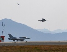 El presidente surcoreano Yoon Suk-yeol convocó una reunión de su Consejo de Seguridad Nacional para analizar el disparo. AP/South Korea Defense Ministry