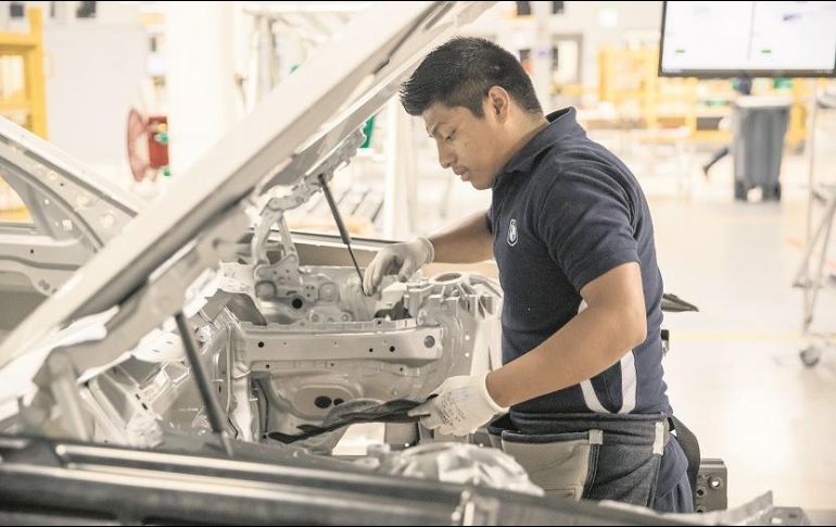 Algunas empresas aumentan el sueldo para mantener a sus empleados, pero la inflación impide que ese aumento se refleje en la calidad de vida. EL INFORMADOR/ Archivo