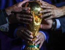 La FIFA es muy estricta con la propiedad intelectual, en cuanto al uso ilegal del logotipo y los símbolos del torneo, así como la imagen del Mundial. EFE / ARCHIVO