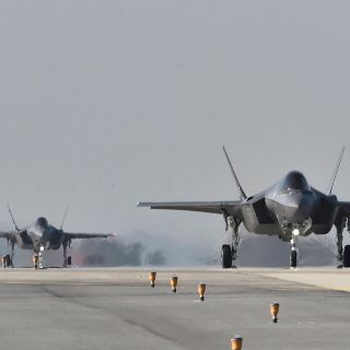 Turquía acusa a EU de "romper el equilibrio" al ampliar sus bases en Grecia