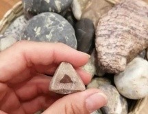 El recorrido de las rocas moldea su forma. A partir de un ejercicio autonarrativo vamos a descubrir la transformación que implica la vida misma. INSTAGRAM/@membrana.arte