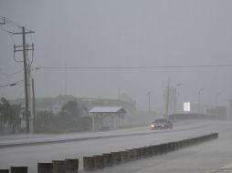 Intensa lluvia en Ciudad de Belice provocada por 