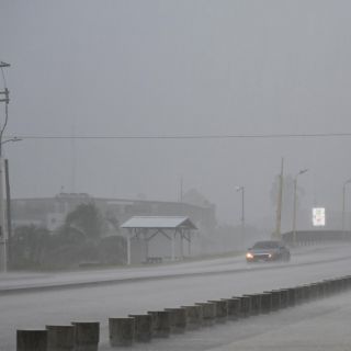 "Lisa" se degrada a tormenta; en Belice y Centroamérica sigue alerta