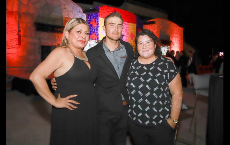 Rubí Esmeralda Partida, Juan Pablo Huerta y Rocío Sandoval. GENTE BIEN JALISCO/Tony Martínez