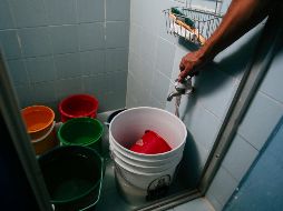Reciben quejas contra los organismos de agua potable municipales por mal servicio, baja en la presión del suministro o menor tandeo del líquido. EL INFORMADOR / ARCHIVO