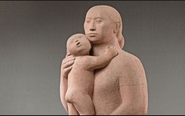 “Mujer con niño”, es una escultura de Rosa Castillo y pertenece a la colección de Jalisco. ESPECIAL