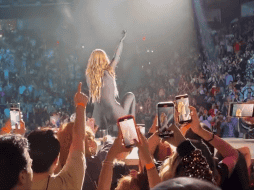 Los asistentes al show de Belinda quedaron encantados y no dudaron en fotografiar y compartir las imágenes en redes sociales. TWITTER / @urielef