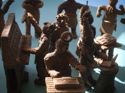 En estos términos, Israel Martínez (Guadalajara, 1979) es un artista que trabaja con sonido, creando instalaciones de audio multicanal, video, fotografía, acciones y texto, con el objetivo de generar reflexiones sociales y políticas de forma crítica. CORTESÍA / MEG