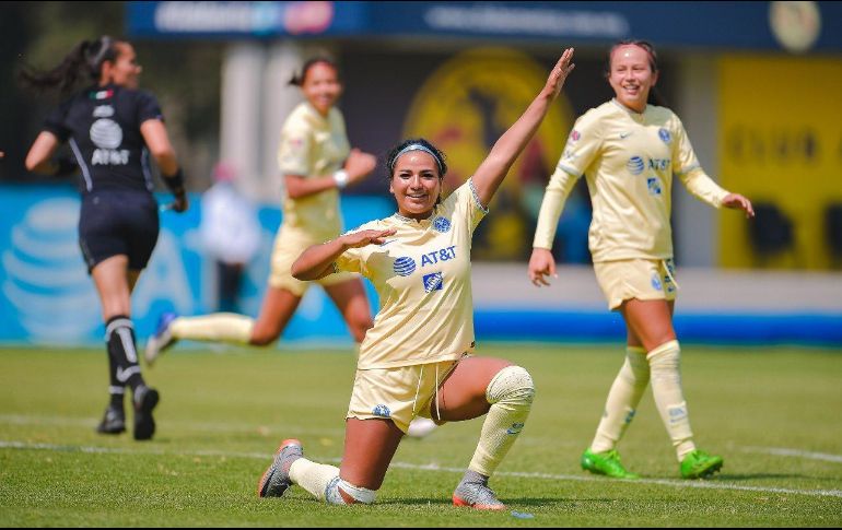 “Un festejo de 10”, fue el mensaje con el que América presumió las celebraciones en sus redes sociales. TWITTER/AmericaFemenil