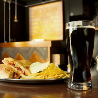 Cerveza artesanalmente perfecta